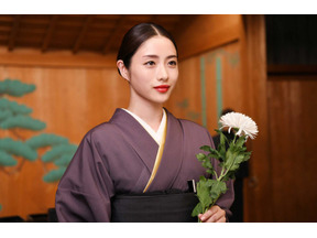 石原さとみの和装に「美しい」の声殺到、千葉雄大の新ヘアにも注目「高嶺の花」1話 画像