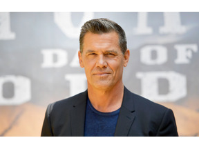 キャリアだけじゃない！インスタでも大人気の渋メン、ジョシュ・ブローリンの魅力に迫る 画像