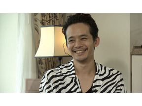 池松壮亮がフランソワ・オゾンと語る「俳優とは？日本映画の将来とは?」…「SWITCHインタビュー」 画像