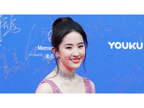 ディズニー、実写版『ムーラン』ビジュアルを公開　ファンの反応は？ 画像