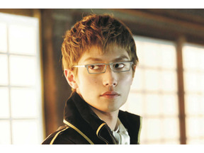 三浦春馬、実は不器用…!?　ゆえにハマる『銀魂2』伊東鴨太郎に絶賛の声 画像