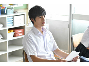 岡田健史の“禁断キス”に「最高かよ」の声…「中学聖日記」第4話 画像