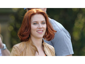 スカーレット・ヨハンソン、盗まれたヌード画像の削除をウェブサイトに要求 画像