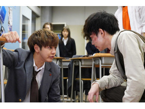 片寄涼太に「イケメン」「かっこいい」の声…キレキレのダンスシーンも「3年A組」4話 画像