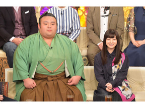 橋本環奈、貴景勝関と共にゲストで登場！「櫻井・有吉THE夜会」 画像