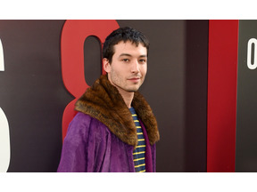 エズラ・ミラー、主演映画『フラッシュ』の意見相違で脚本執筆中 画像