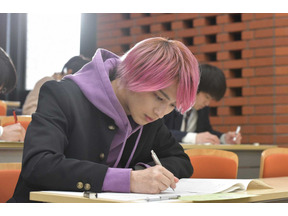 横浜流星のキス、中村倫也のメガネ＆スーツに視聴者「永久保存版」の声…「初めて恋をした日に読む話」最終回 画像