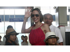 ブラッド・ピットとアンジェリーナ・ジョリー、新たな養子縁組を計画中？ 画像