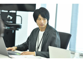 セクハラ・パワハラ問題に“秘策”を繰り出す向井理に絶賛の声集中！「わたし、定時で帰ります。」 画像