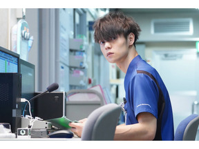 窪田正孝の“腕筋”に「釘付け」の声、本田翼の頭痛にも心配の声が…「ラジエーションハウス」第8話 画像