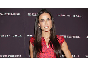 デミ・ムーア、Twitterユーザー・ネーム「ミセス・カッチャー」は当分変更なし 画像