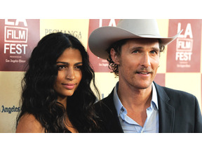 マシュー・マコノヒー、クリスマス・イブに2児をもうけた恋人にプロポーズ 画像