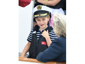 前歯なしのジョージ王子、舌を出すシャーロット王女が可愛いと話題に 画像