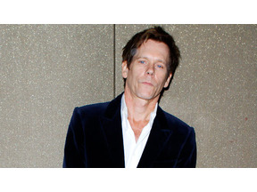 ジョージ・クルーニー、ケヴィン・ベーコンらがL.A.で1日限りの朗読劇に出演 画像