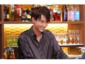 清原果耶の“涙”と杉野遥亮のバーテン姿に視聴者注目…「俺の話は長い」2話 画像