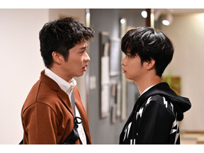 田中圭と千葉雄大の熱烈キス、戸次重幸の絶叫…視聴者から「最高」の声続々「おっさんずラブ-in the sky-」 画像