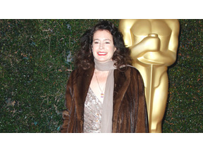 ショーン・ヤング、オスカーのアフター・パーティ会場前で警備員を殴り逮捕される 画像