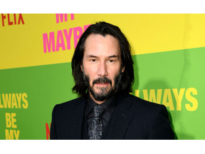 キアヌ・リーブス、『スポンジ・ボブ』映画最新作に衝撃的な姿で登場 画像