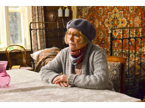 ベレー帽＆眼鏡がキュートな“おひとり様”先生が贈る、温かくて優しい“人生のアドバイス” 画像