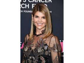 裏口入学事件のロリ・ロックリンの娘、8か月ぶりにYouTubeに復活 画像