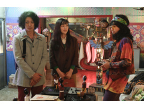 山崎賢人＆二階堂ふみらに歓喜、松重豊コスプレにも「可愛い」の声…「時効警察はじめました」最終話 画像