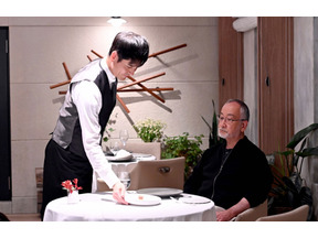 バイクに乗った木村拓哉に「世界で一番バイクが似合う」の声…「グランメゾン東京」8話 画像