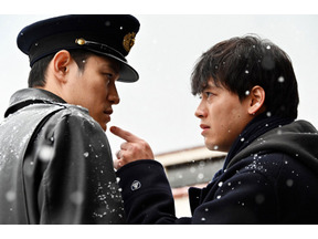 ストーリーに引き込まれる視聴者続出、鈴木亮平にも絶賛の声…「テセウスの船」 画像