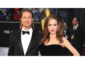 ブランジェリーナついに婚約　アンジーの父親や同性愛者グループからも祝福メッセージ 画像