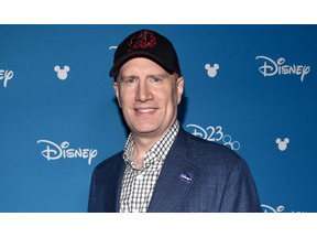 ケヴィン・ファイギ、「シンプソンズ」で“サノス”風キャラ「チノス」の声優に 画像