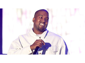 カニエ・ウェストのファッションショーで6歳の長女ノースがラップを披露 画像