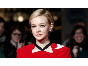 キャリー・マリガン、1歳下のミュージシャンとイギリスで挙式 画像