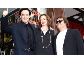 ジョン・キューザック、ウォーク・オブ・フェイムに。J・ブラックら友人も祝福！ 画像