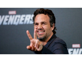 『アベンジャーズ』のマーク・ラファロ、Twitterアカウントを何者かに乗っ取られる 画像