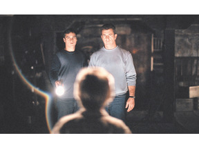 メル・ギブソン＆ホアキン・フェニックス出演、M・ナイト・シャマラン監督作『サイン』放送 画像