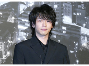 中村倫也が金髪パンクロッカーに！映画初主演作『SPINNING KITE 』放送 画像