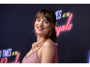 ダコタ・ジョンソン、ティーン時代からの“うつ”との闘いを告白 画像