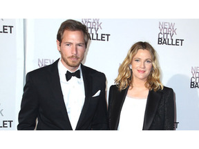 ドリュー・バリモア、三度目の正直？　アート・ディーラーのW・コペルマン氏と挙式 画像