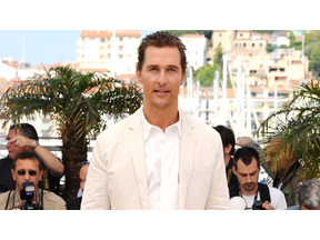 マシュー・マコノヒー、6年越しの恋人とテキサス州の自宅で挙式 画像