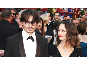 ジョニー・デップ、破局したヴァネッサ・パラディに1億5,000万ドル支払う？ 画像