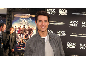 トム・クルーズ、50歳の誕生日を妻子のいないビバリーヒルズの自宅で過ごす 画像