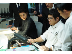 新納慎也と瀬戸康史の“キバ”共演に視聴者歓喜、数々のパロディにも注目の声…「ルパンの娘」2話 画像