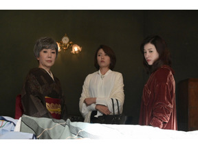 安蘭けい「ワンティーム」の発音に反応続々、楓の正体にも改めて注目集まる…「危険なビーナス」5話 画像