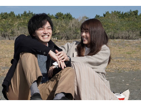 林遣都、ツリーの下のキスと“江ノ島プロポーズ”に視聴者感動、有村架純主演「姉ちゃんの恋人」最終回 画像