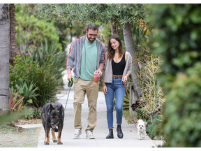 ベン・アフレックとアナ・デ・アルマスが交際開始から1年経たずして破局 画像