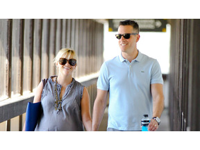 リース・ウィザースプーンに英国ロイヤル・カップルから出産祝い 画像