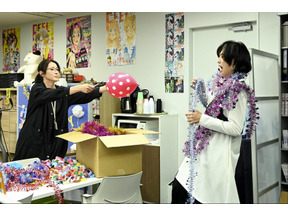 桐山漣“キラ”のバースデーケーキコスに歓喜の声殺到、その“変化”にも注目集まる…「カラフラブル」4話 画像