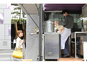 丸山隆平の関西弁に「やられた」と賞賛の声、川口春奈＆横浜流星“冷蔵庫キス”も大反響…「着飾る恋には理由があって」2話 画像