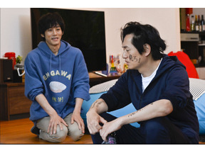 松坂桃李＆井浦新＆三浦翔平らの“銭湯シーン”に「修学旅行か」の声、桃地と巴の“キス”に感動の嵐…「あのキス」7話 画像