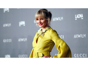 キャメロン・ディアス、パーティ会場でロバート・パティンソンに大接近 画像