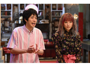 “セルフスロー”に「クセになる」の声、菊池風磨の“バックハグ告白”には「予想つかん」と驚きも…「イタイケに恋して」2話 画像